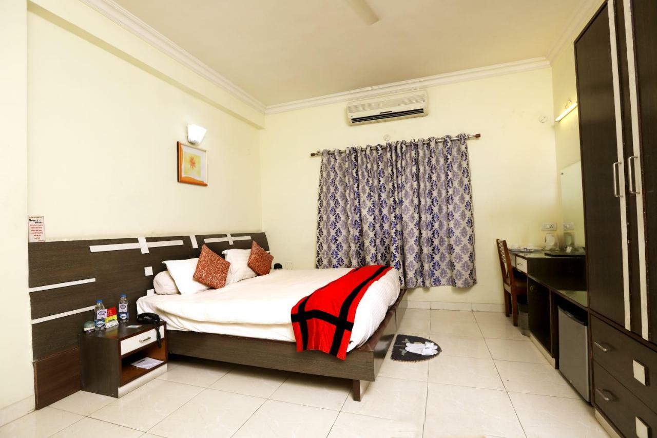 Hotel Radhika Regency Rourkela Buitenkant foto